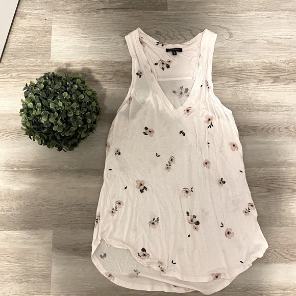 Tank - Picture 1 of 1